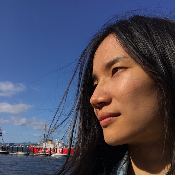 Meet your Posher, Weiwei - Picture 1 of 1